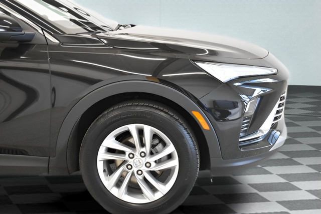 Used 2025 Buick Envista Preferred image 13