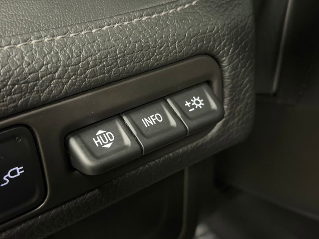Certified 2022 GMC Yukon XL Denali AWD/4WD image 34