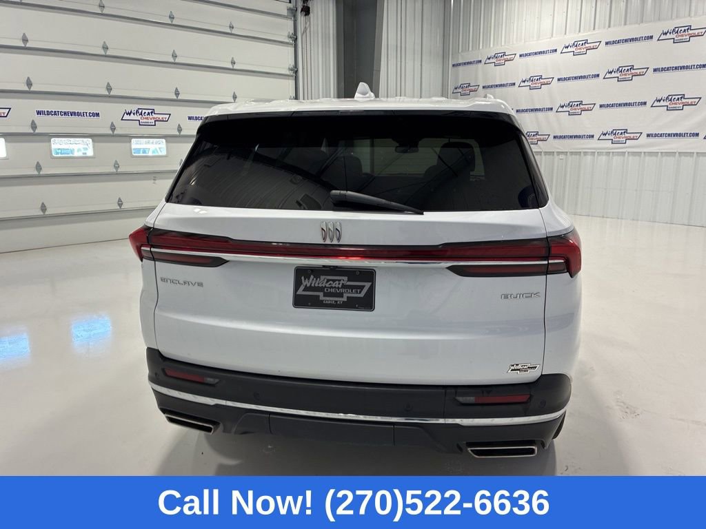 Used 2025 Buick Enclave Preferred image 4