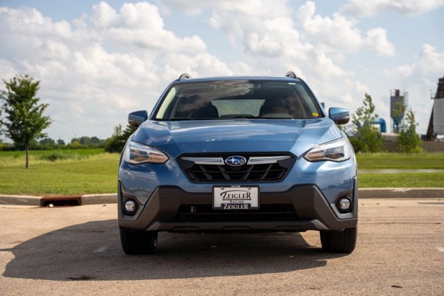 Used 2021 Subaru Crosstrek 2.5i Limited w/ Moonroof Package 2 AWD/4WD image 2
