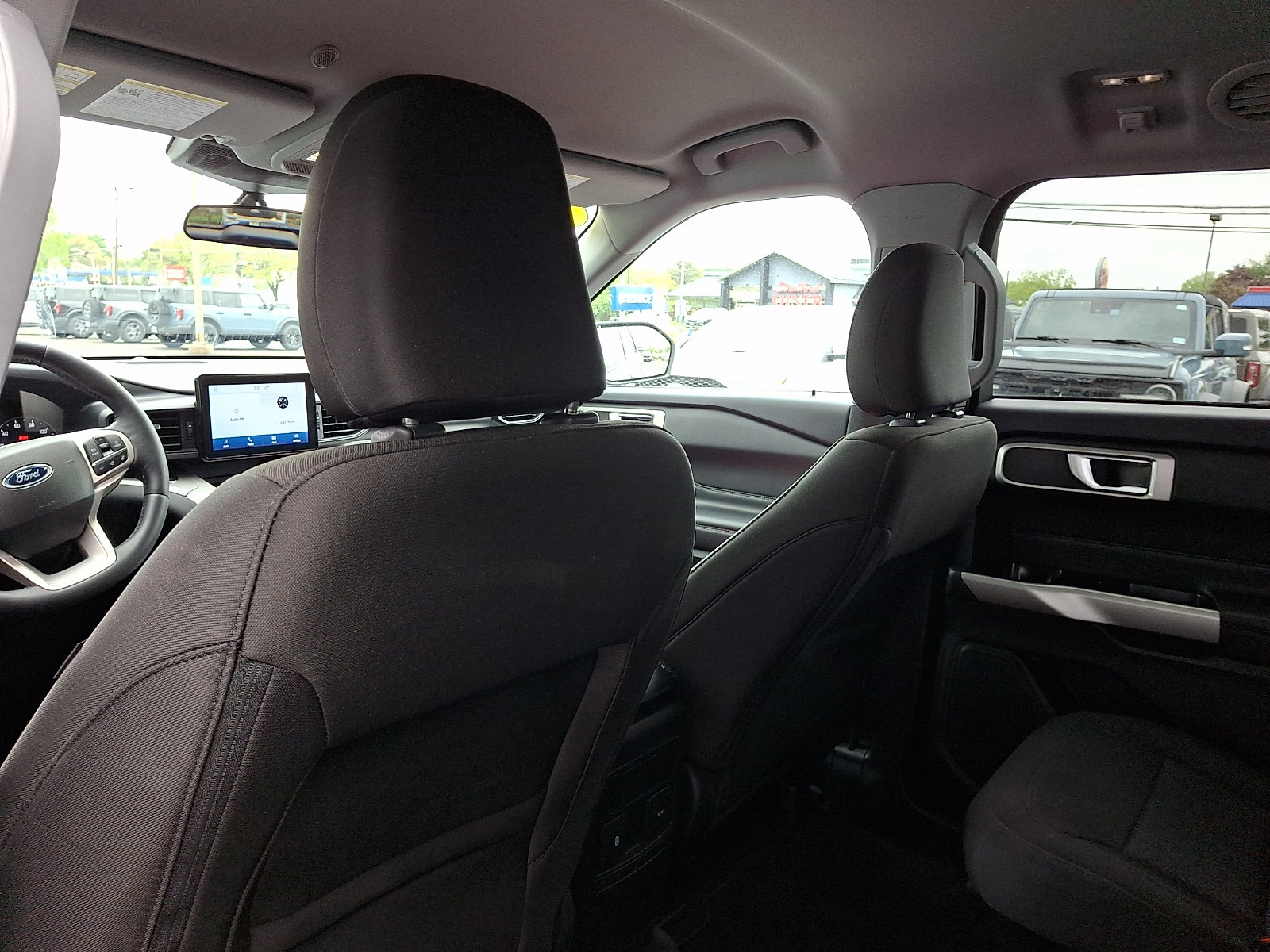 Certified 2023 Ford Explorer XLT image 12