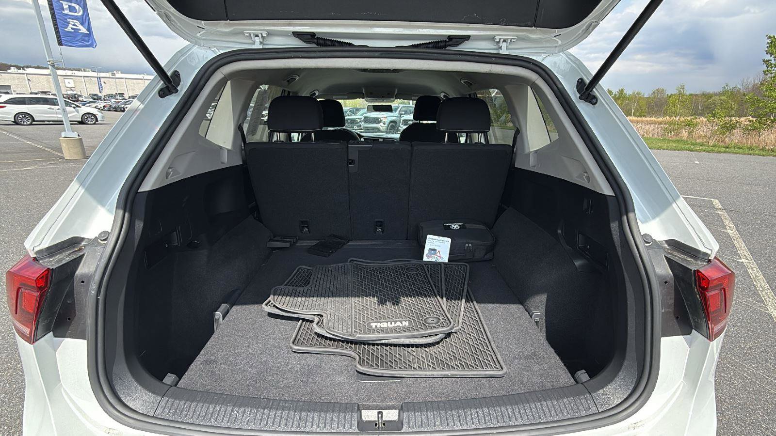 Used 2022 Volkswagen Tiguan S AWD/4WD image 21
