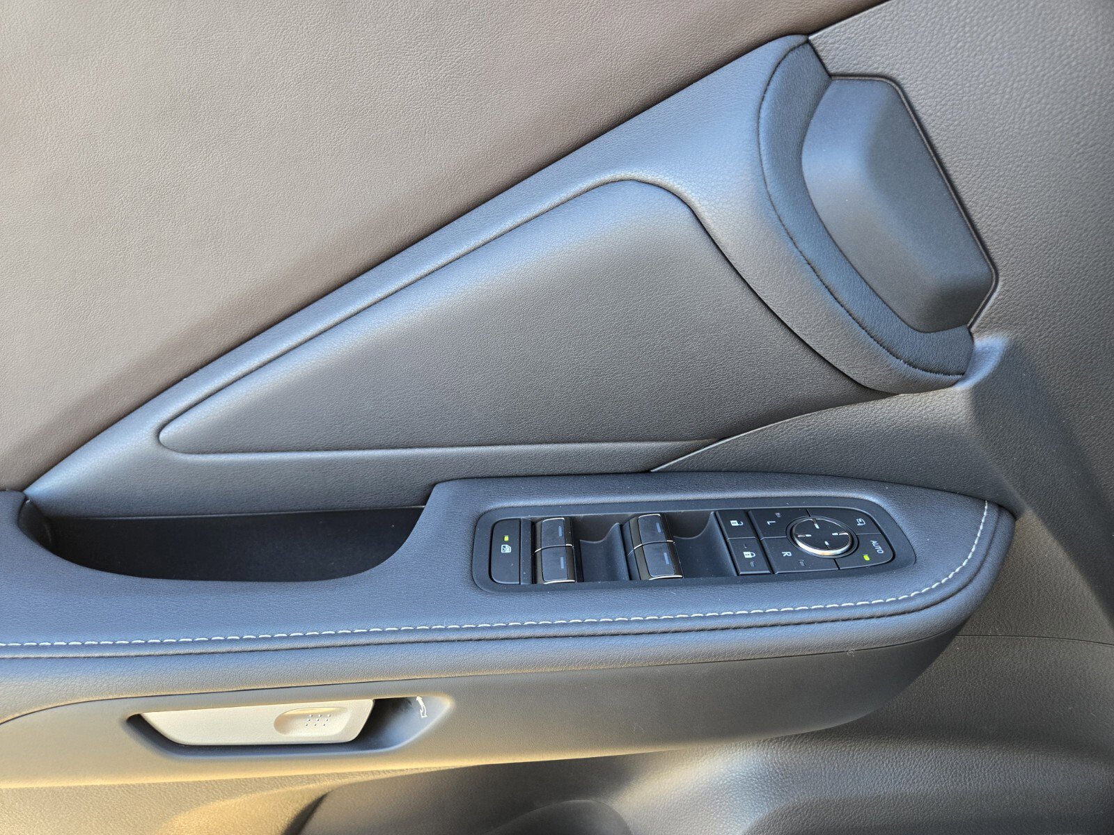 New 2026 Lexus TX 350 AWD image 10
