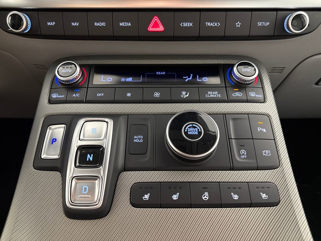 Used 2024 Hyundai Palisade SEL w/ Premium Package FWD image 21