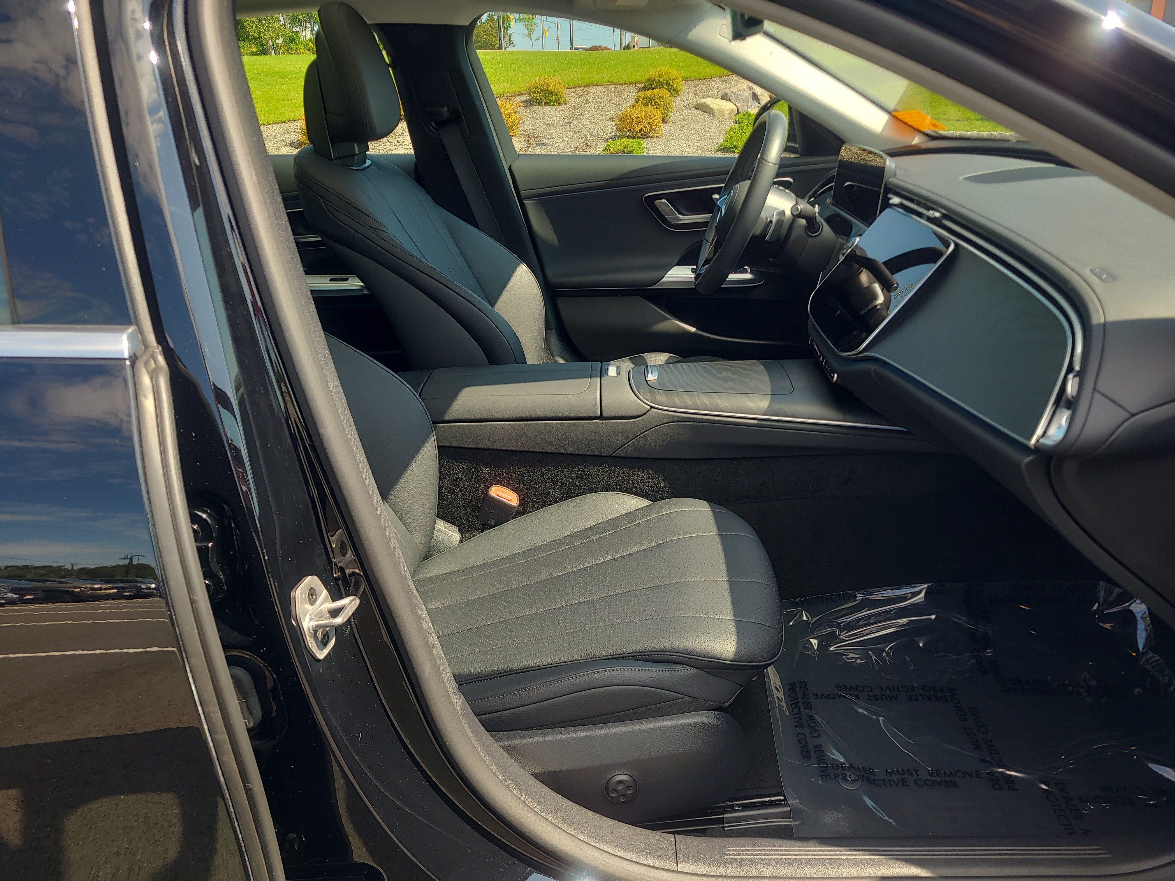 Used 2026 Mercedes-Benz E 350 4MATIC Sedan image 17