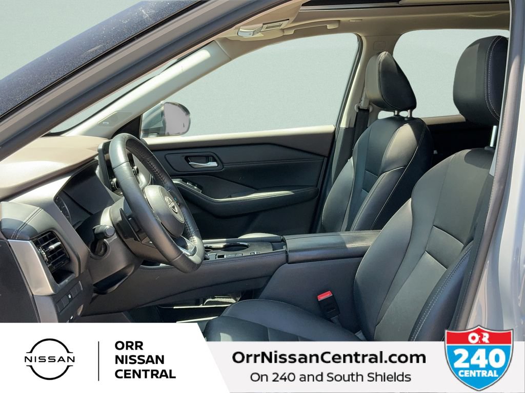 Used 2023 Nissan Rogue SL w/ SL Premium Package FWD image 17