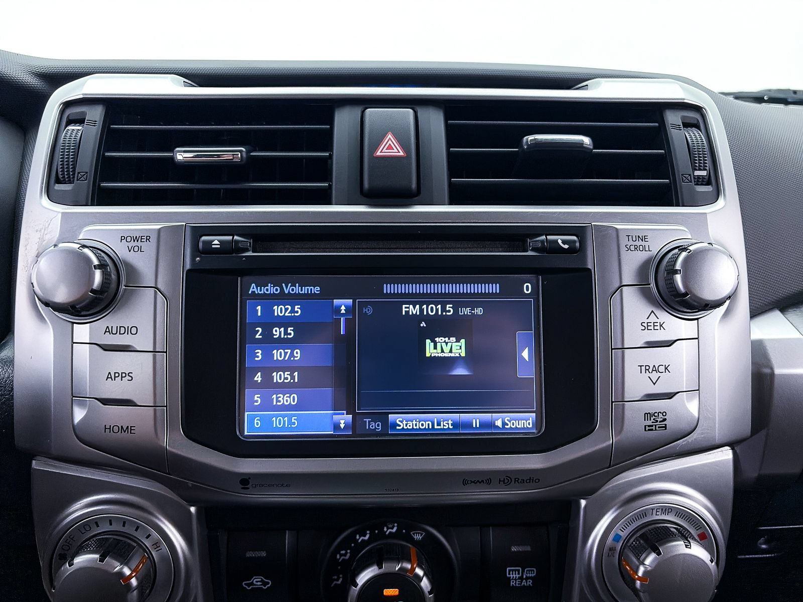 Used 2018 Toyota 4Runner SR5 AWD/4WD image 20