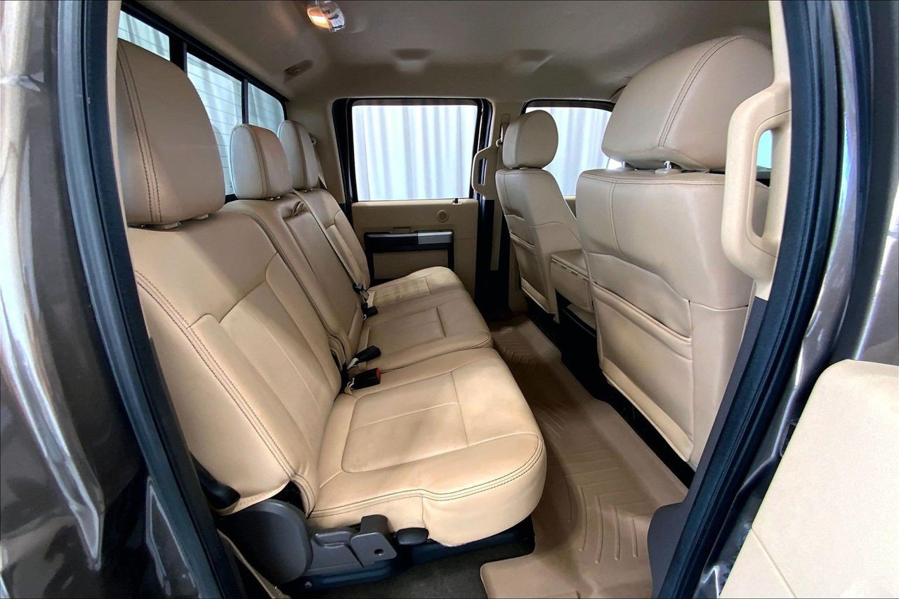 Used 2016 Ford F250 Lariat w/ Lariat Interior Package AWD/4WD image 20