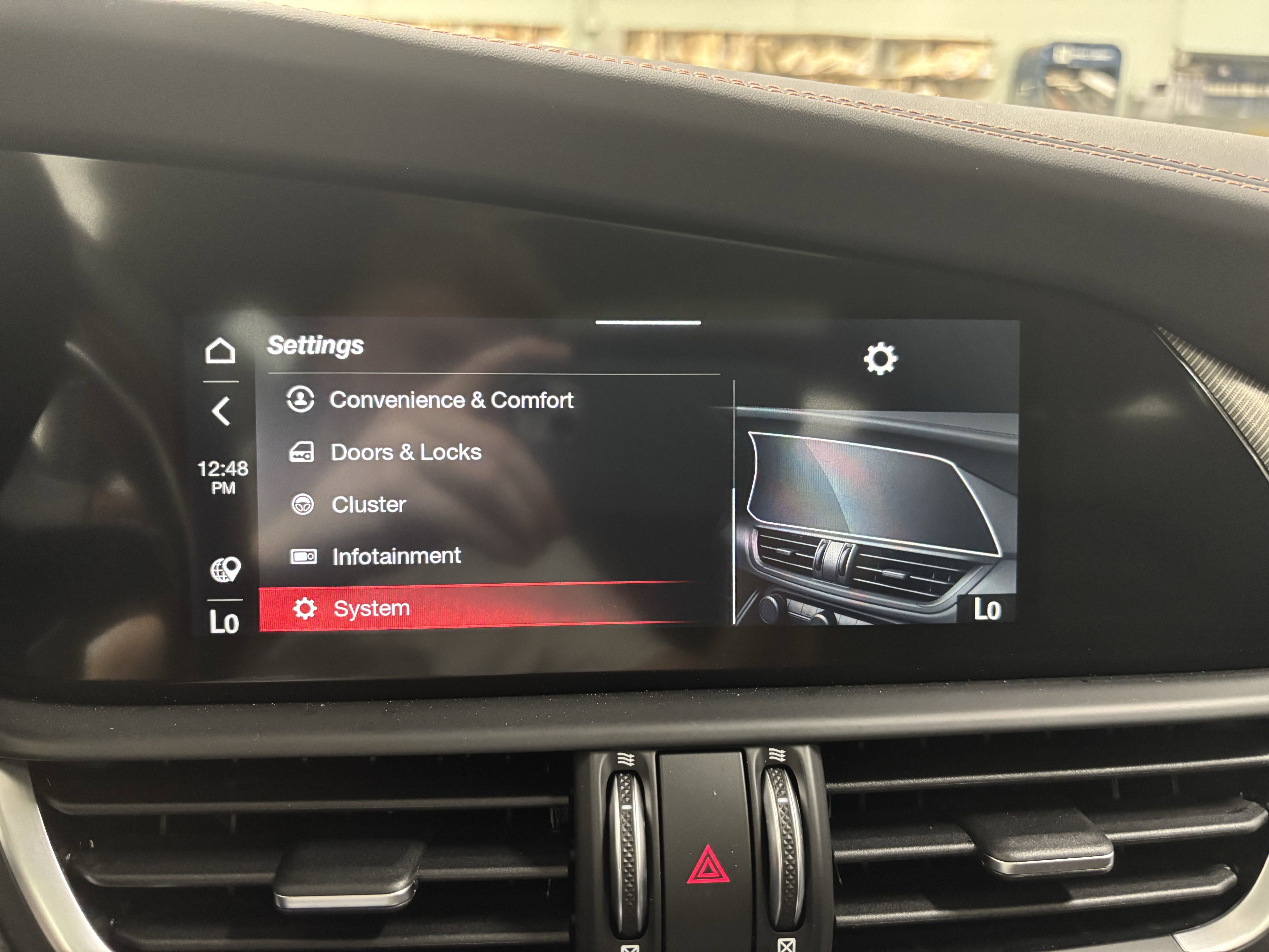 New 2025 Alfa Romeo Giulia AWD w/ Driving Assist Package image 22