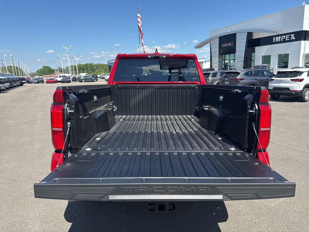 Used 2025 Toyota Tacoma TRD Sport image 27