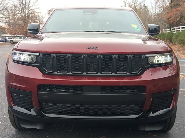 Used 2024 Jeep Grand Cherokee L Altitude image 8