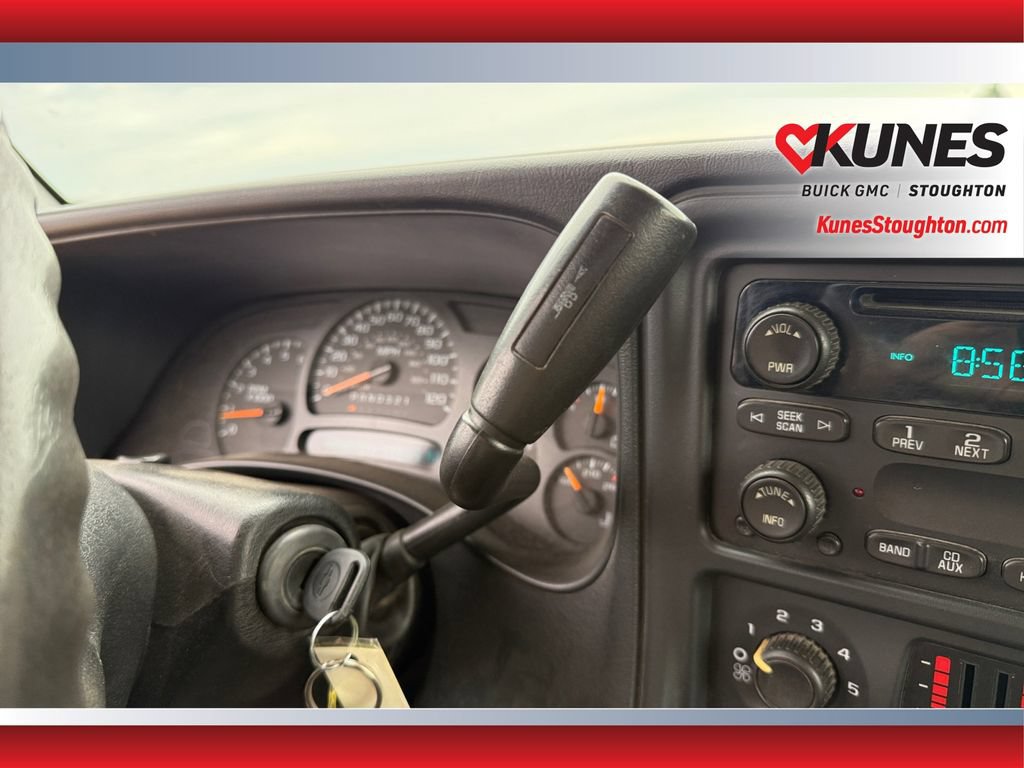 Used 2006 Chevrolet Silverado 1500 W/T AWD/4WD image 24