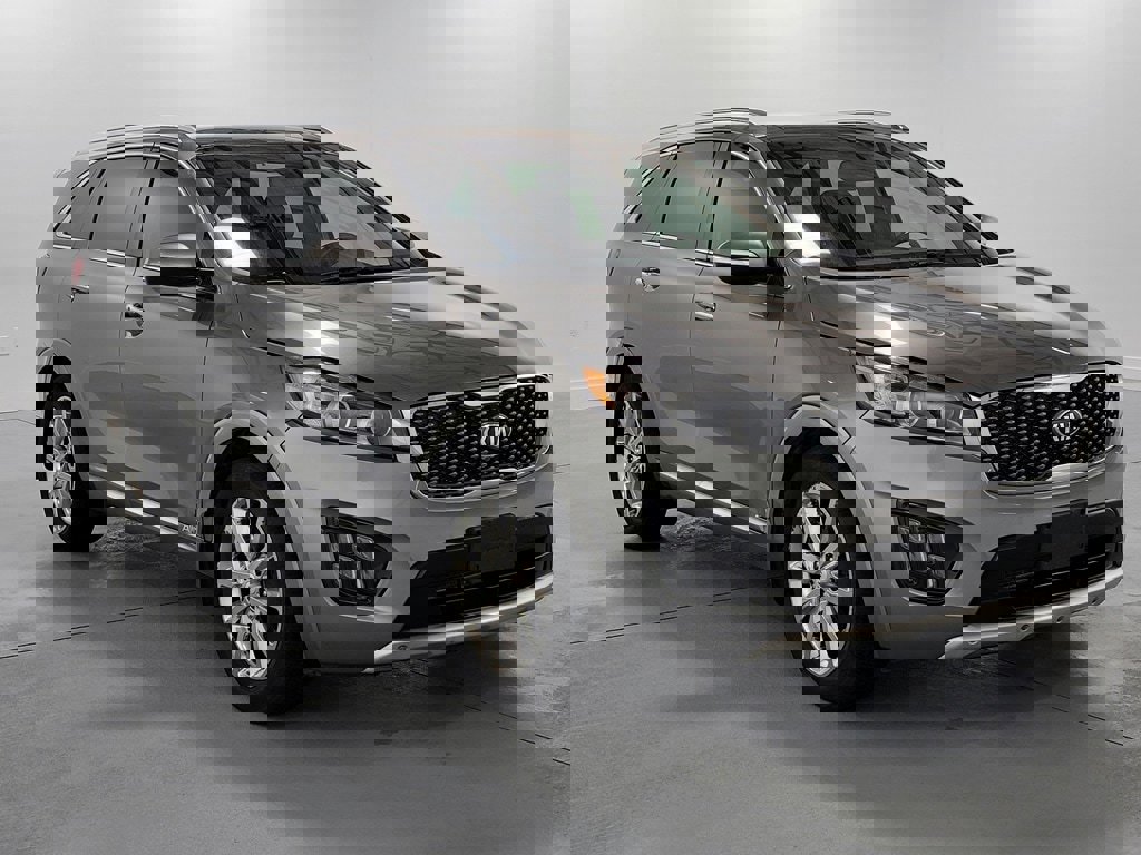 Used 2016 Kia Sorento SX image 2