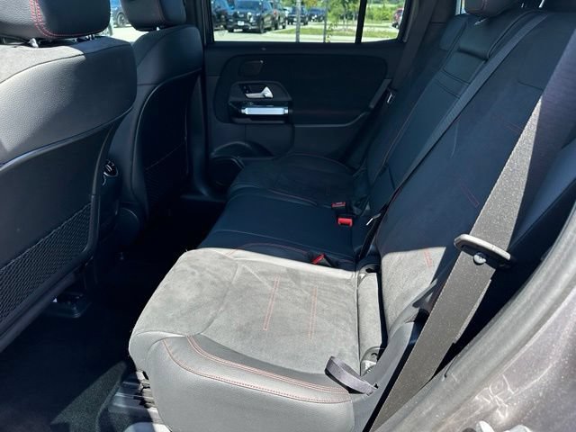 Used 2023 Mercedes-Benz EQB 300 4MATIC image 13