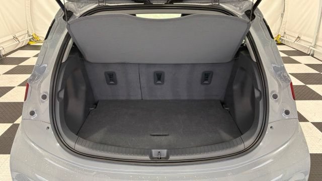 Used 2021 Chevrolet Bolt Premier w/ Infotainment Package FWD image 4