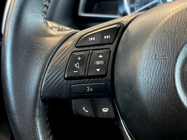 Used 2015 MAZDA MAZDA3 i Grand Touring image 29