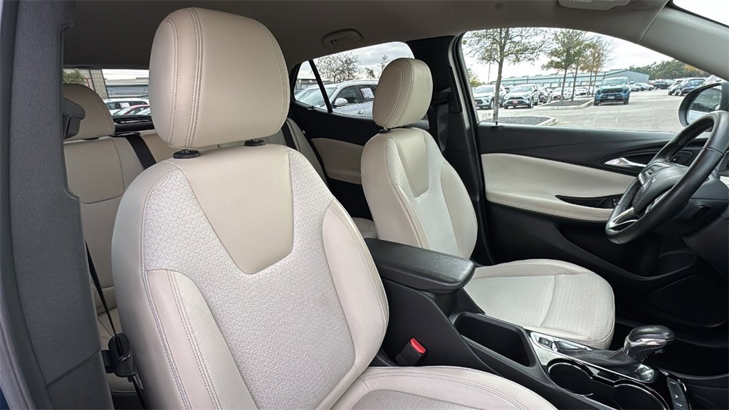 Used 2024 Buick Encore GX Preferred image 45