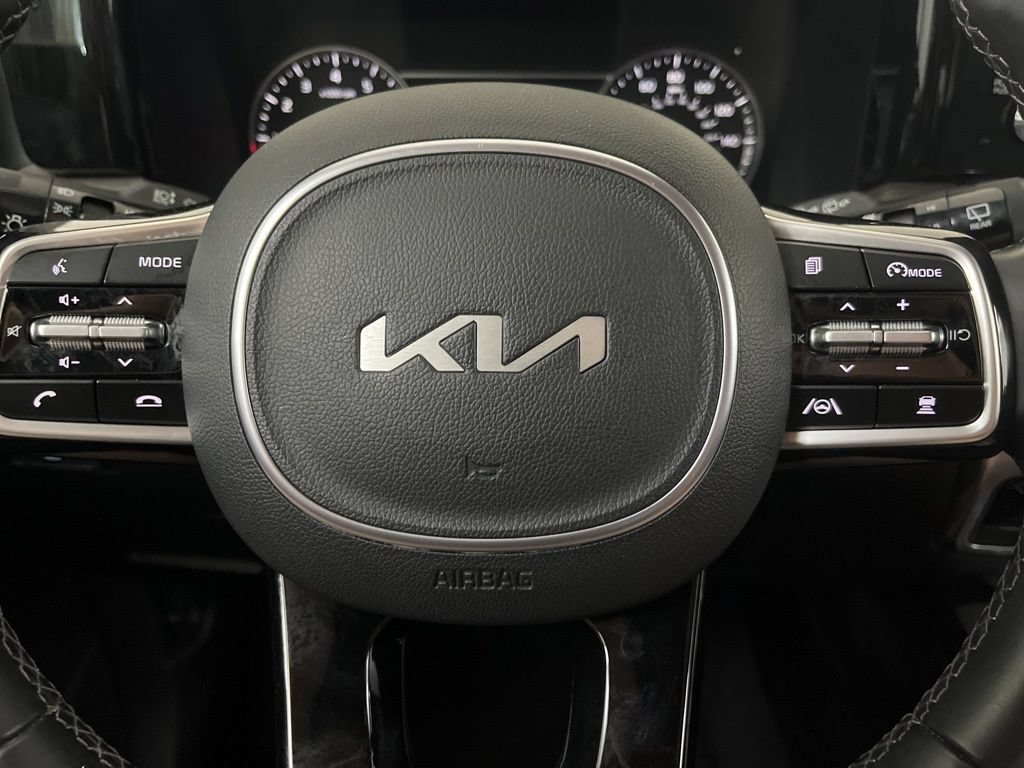Used 2023 Kia Sorento EX w/ Panoramic Sunroof Package FWD image 61