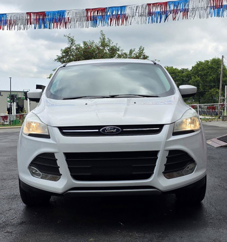 Used 2016 Ford Escape SE FWD image 4