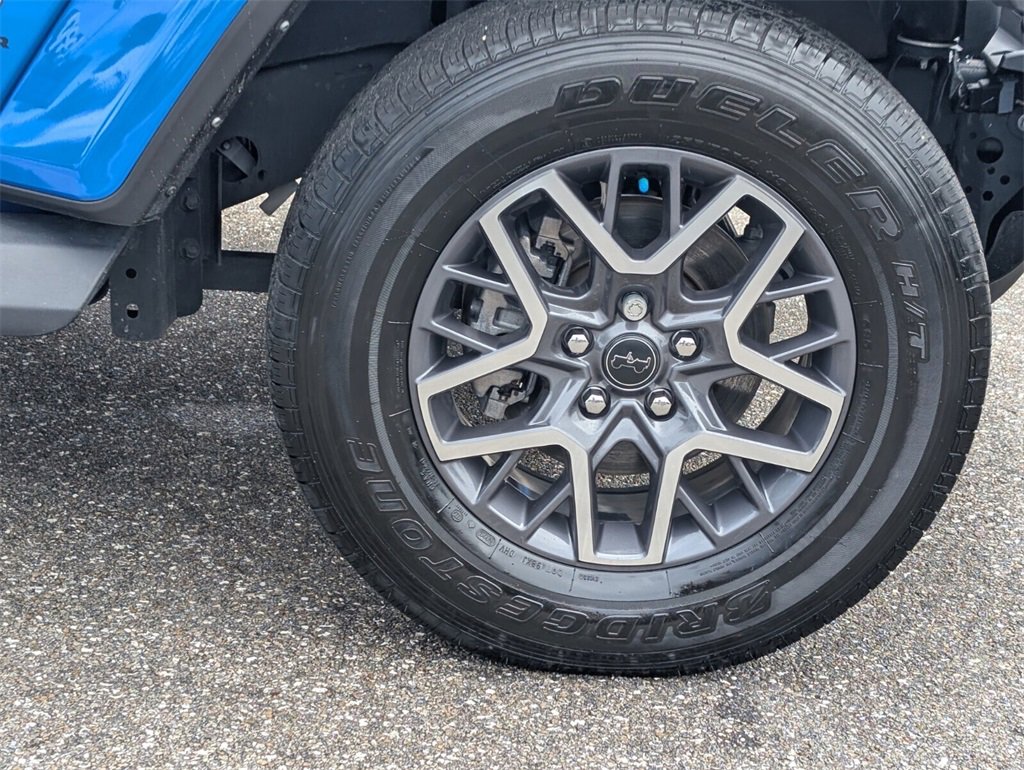 Certified 2024 Jeep Wrangler Sahara w/ Technology Group image 9