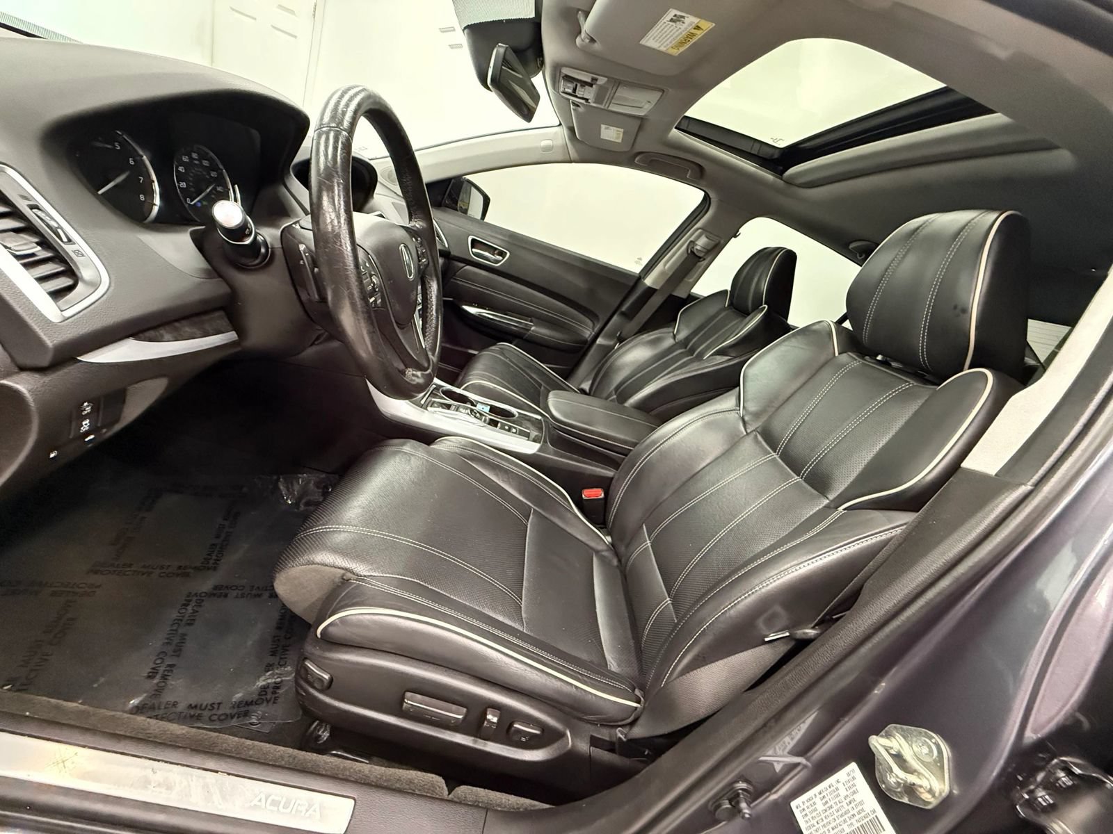 Used 2018 Acura TLX w/ Technology Package FWD image 16