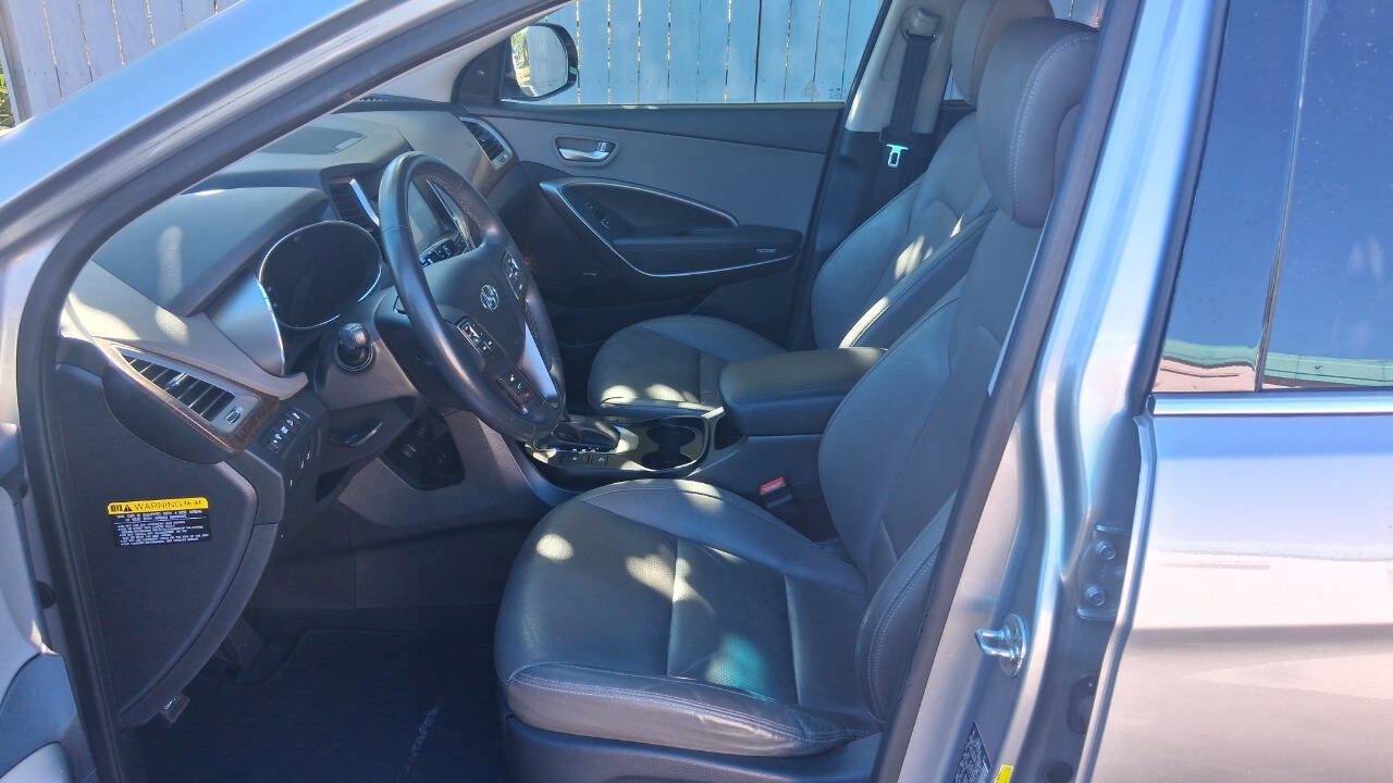 Used 2019 Hyundai Santa Fe XL image 11