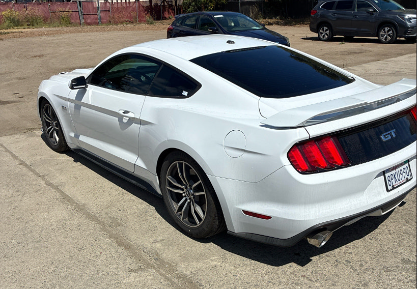Used 2017 Ford Mustang GT Premium RWD image 3