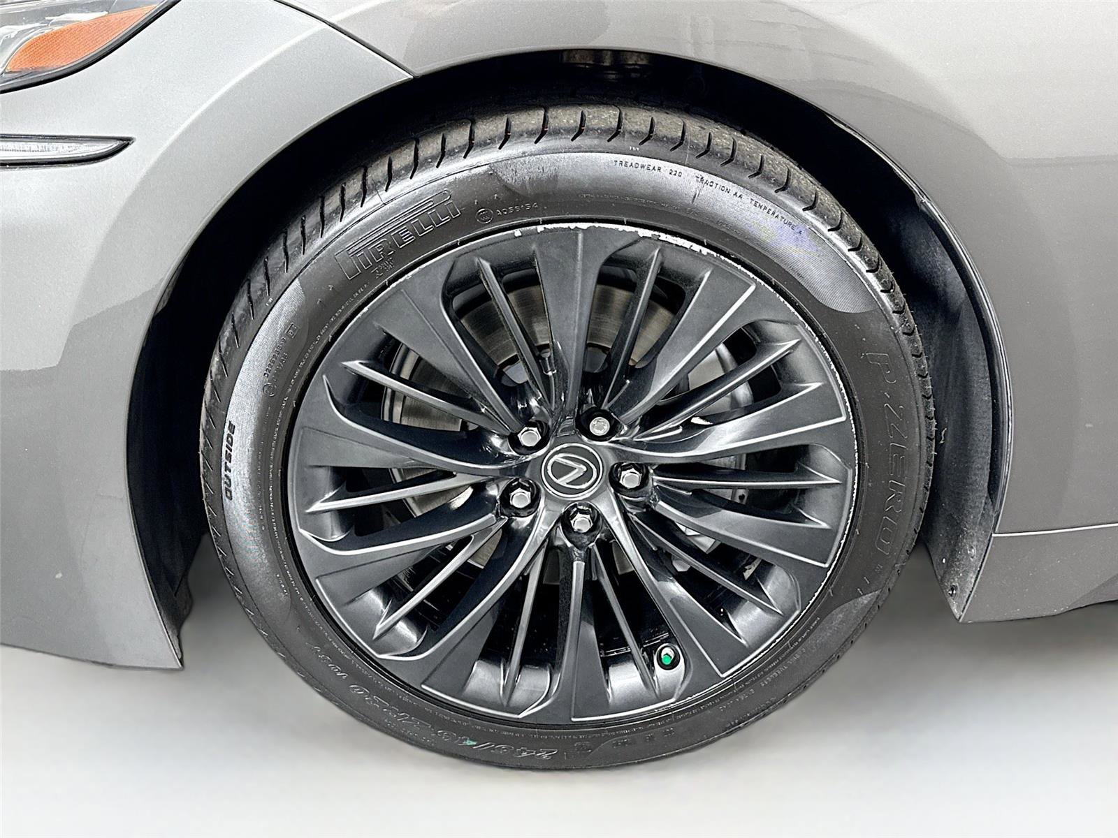 Used 2019 Lexus LS 500 w/ Interior Upgrade Package RWD image 63