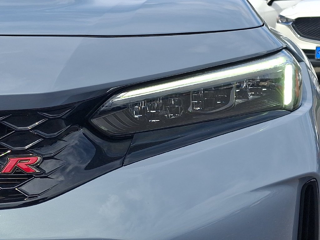 Used 2025 Honda Civic Type R image 9