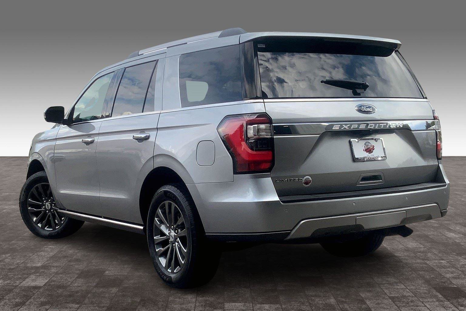 Used 2020 Ford Expedition Limited image 11