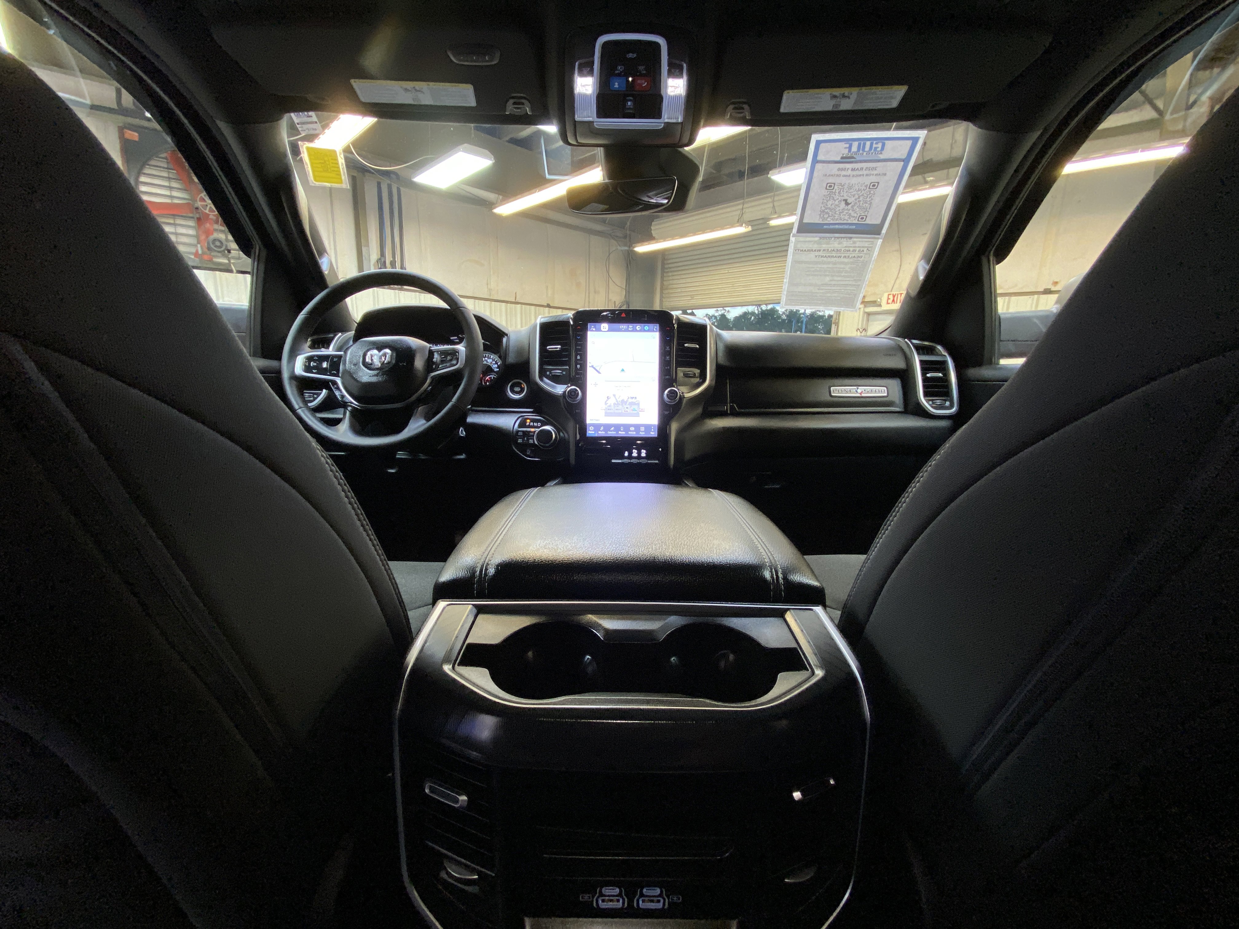 Used 2025 RAM 1500 Lone Star image 21