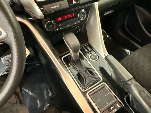 Used 2020 Mitsubishi Eclipse Cross LE AWD/4WD image 15