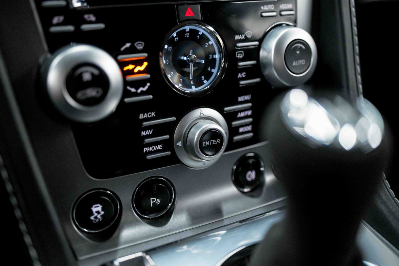 Used 2011 Aston Martin V8 Vantage N420 image 61