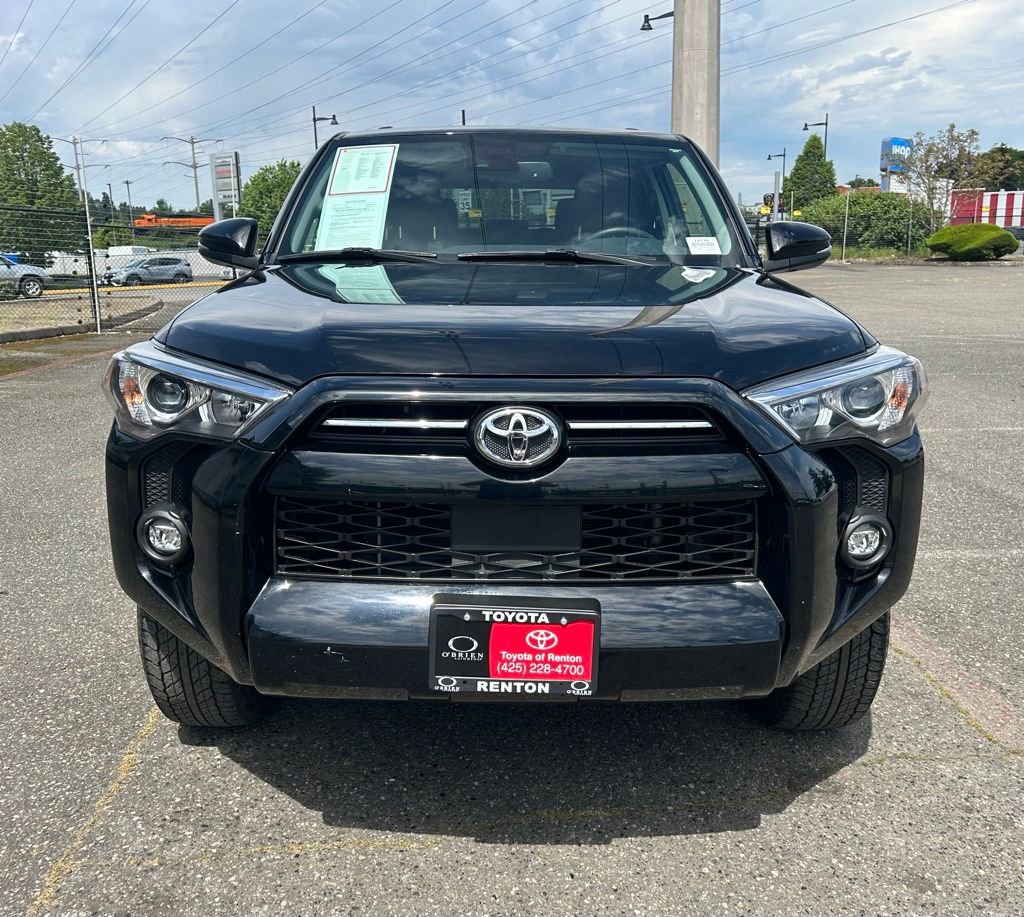 Certified 2024 Toyota 4Runner SR5 Premium w/ Moonroof Package AWD/4WD image 2
