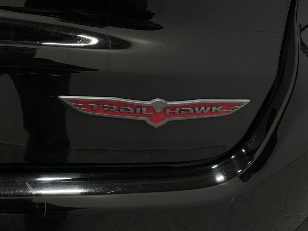 Used 2022 Jeep Compass Trailhawk image 40