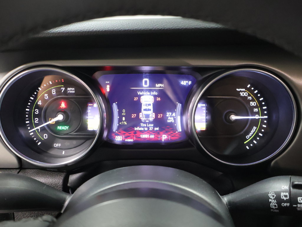 Used 2023 Jeep Wrangler Unlimited w/ Cold Weather Group AWD/4WD image 39