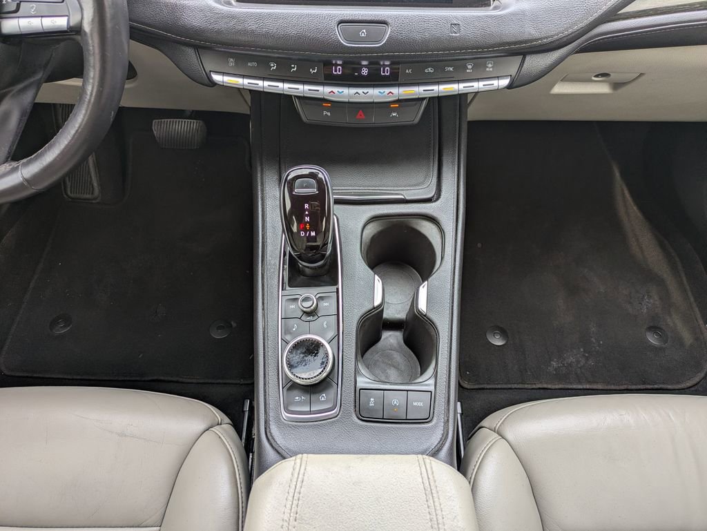 Used 2021 Cadillac XT4 Premium Luxury w/ Driver Awareness Package FWD image 21