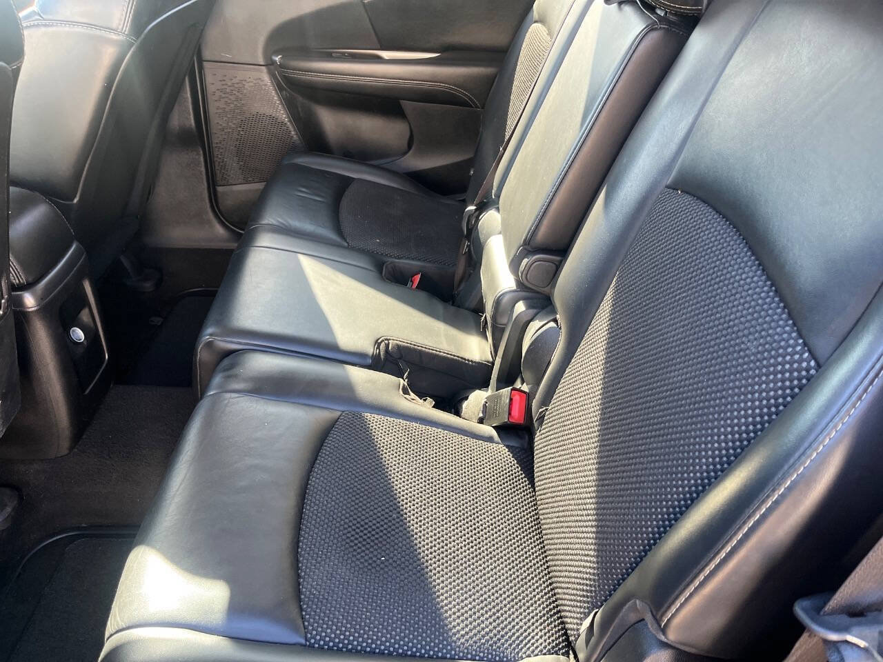 Used 2017 Dodge Journey Crossroad AWD/4WD image 7