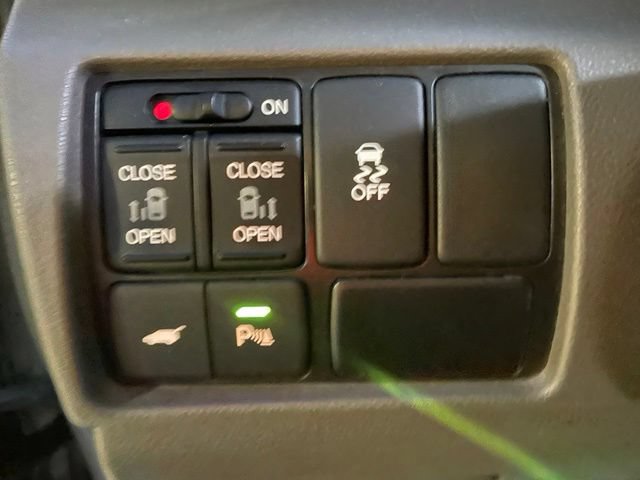 Used 2013 Honda Odyssey Touring image 18