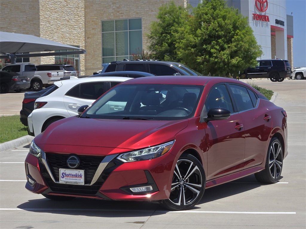 Used 2023 Nissan Sentra SR image 2