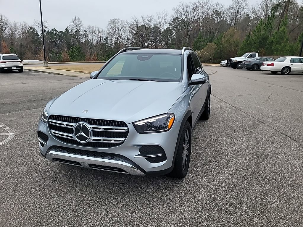 Used 2025 Mercedes-Benz GLE 350 4MATIC image 3