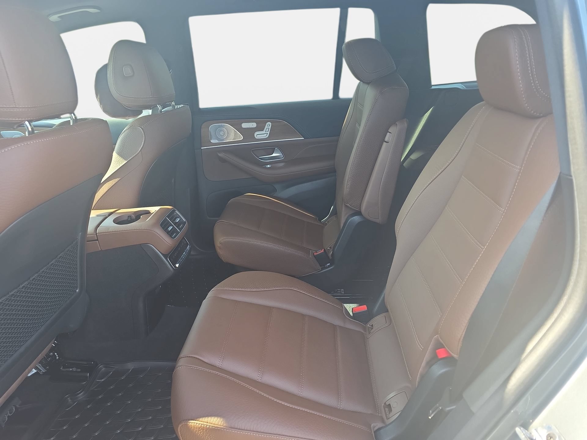 Used 2025 Mercedes-Benz GLS 580 4MATIC image 14