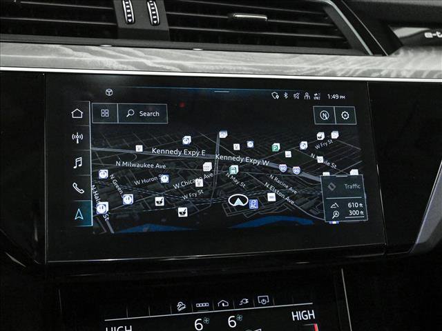 Certified 2022 Audi e-tron Premium Plus w/ Premium Plus Package image 13