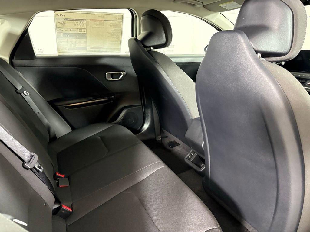 New 2026 Kia K4 LXS image 17