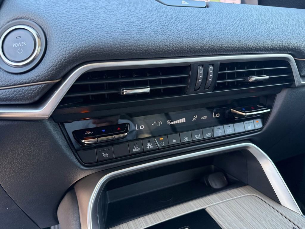 Used 2025 MAZDA CX-70 Plug-In Hybrid w/ Premium Pkg image 21