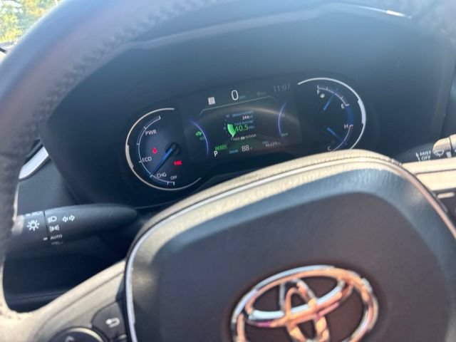 Used 2023 Toyota RAV4 XSE AWD/4WD image 15
