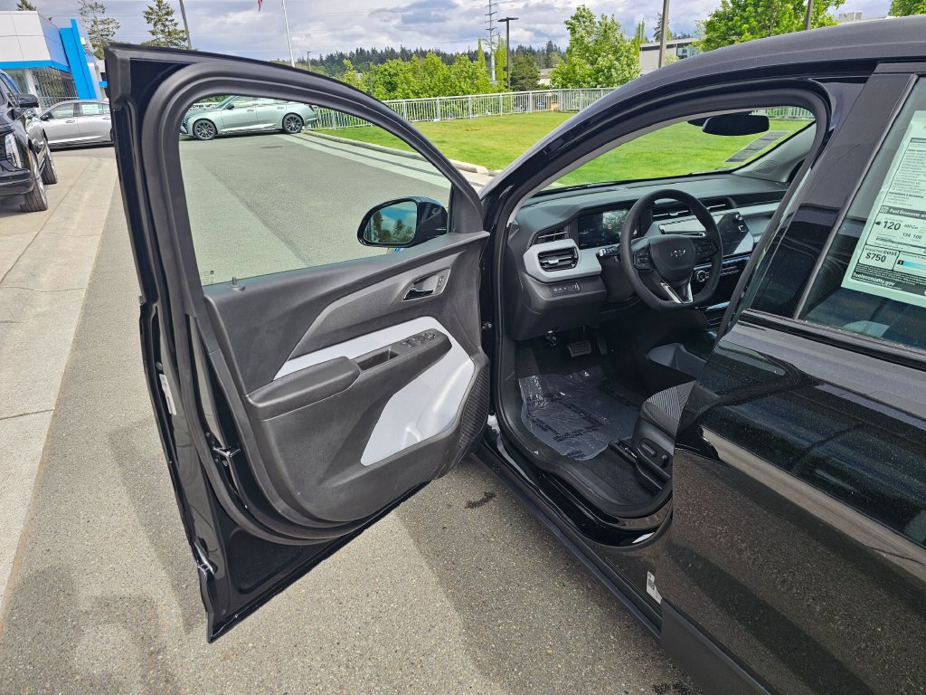 New 2027 Chevrolet Bolt LT w/ Comfort Package FWD image 10