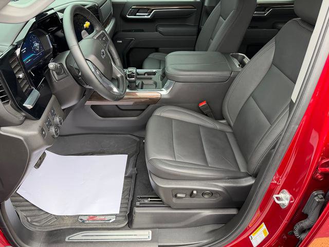 Used 2025 Chevrolet Silverado 1500 LT Trail Boss w/ Convenience Package II image 10