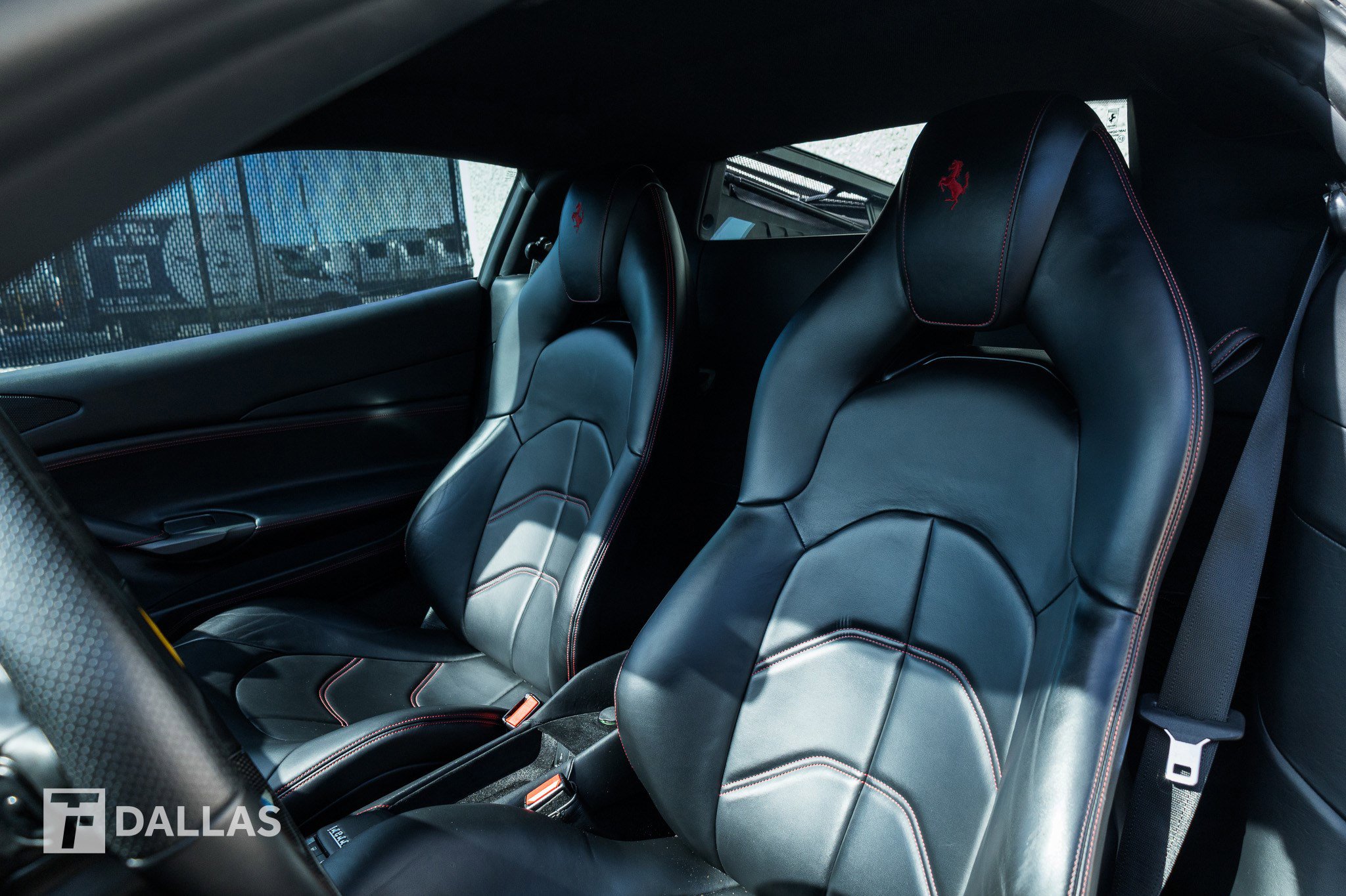 Used 2019 Ferrari 488 GTB RWD image 22