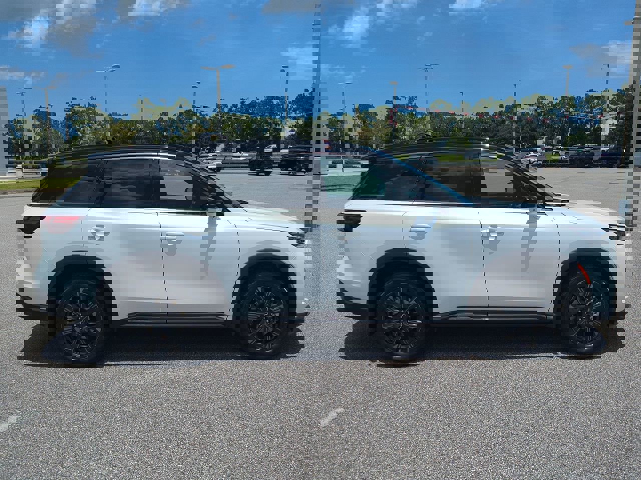New 2026 INFINITI QX60 Autograph w/ Dark Cargo Package image 3